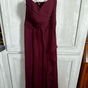 Maroon David’s bridal dress worn once